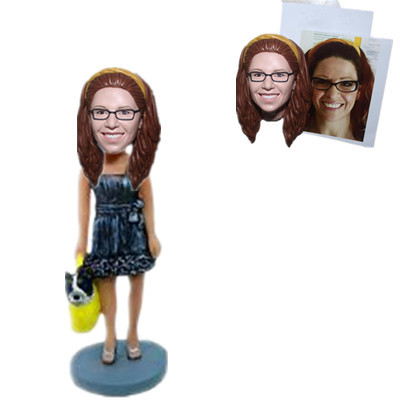Custom Bobble Head Female with A Pet Casual Bobbleheads