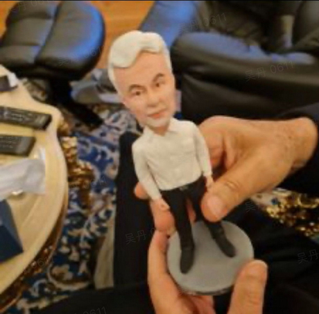 Who Made The First Bobblehead.jpg